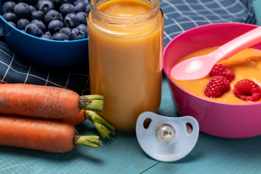 ¿Cuándo puede empezar a comer alimentos solidos un bebe?